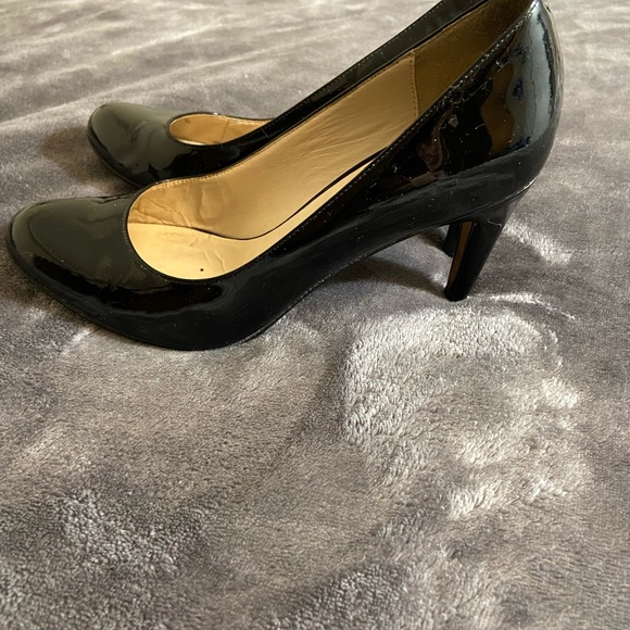 🌹Michael Kors Heels🌹 - Picture 2 of 4